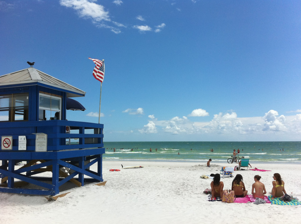 Why is the Sand on Siesta Key So White? || Vacation Condos on Siesta Key || Crystal Sands